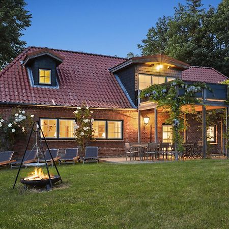 Ferienhaus "Altes Backhaus" - Gut Kletkamp Bagian luar foto